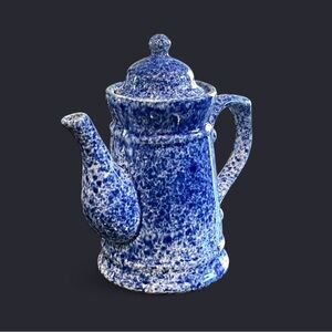 Country Life By Emporium of Maine Blue Spongeware Tea/Coffee Pot with Lid